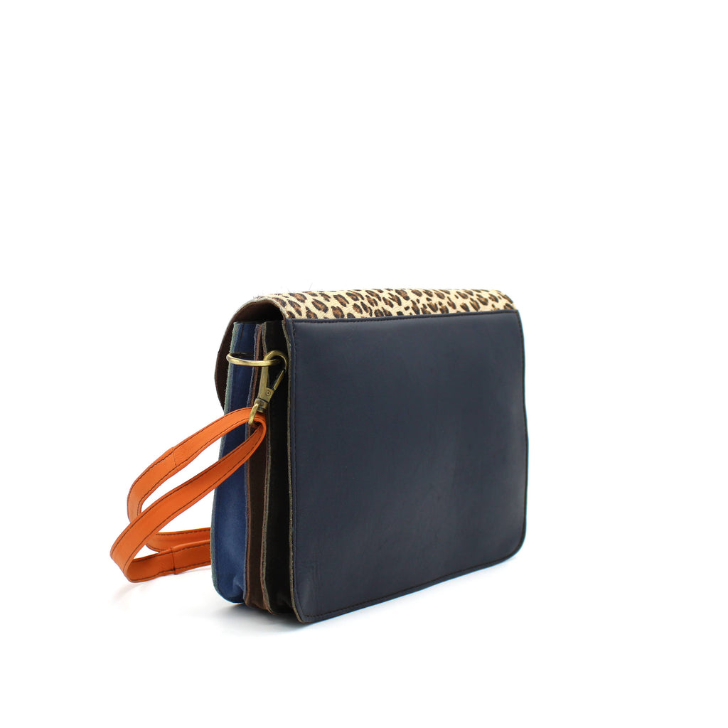 Olivia · Crossbody Bag