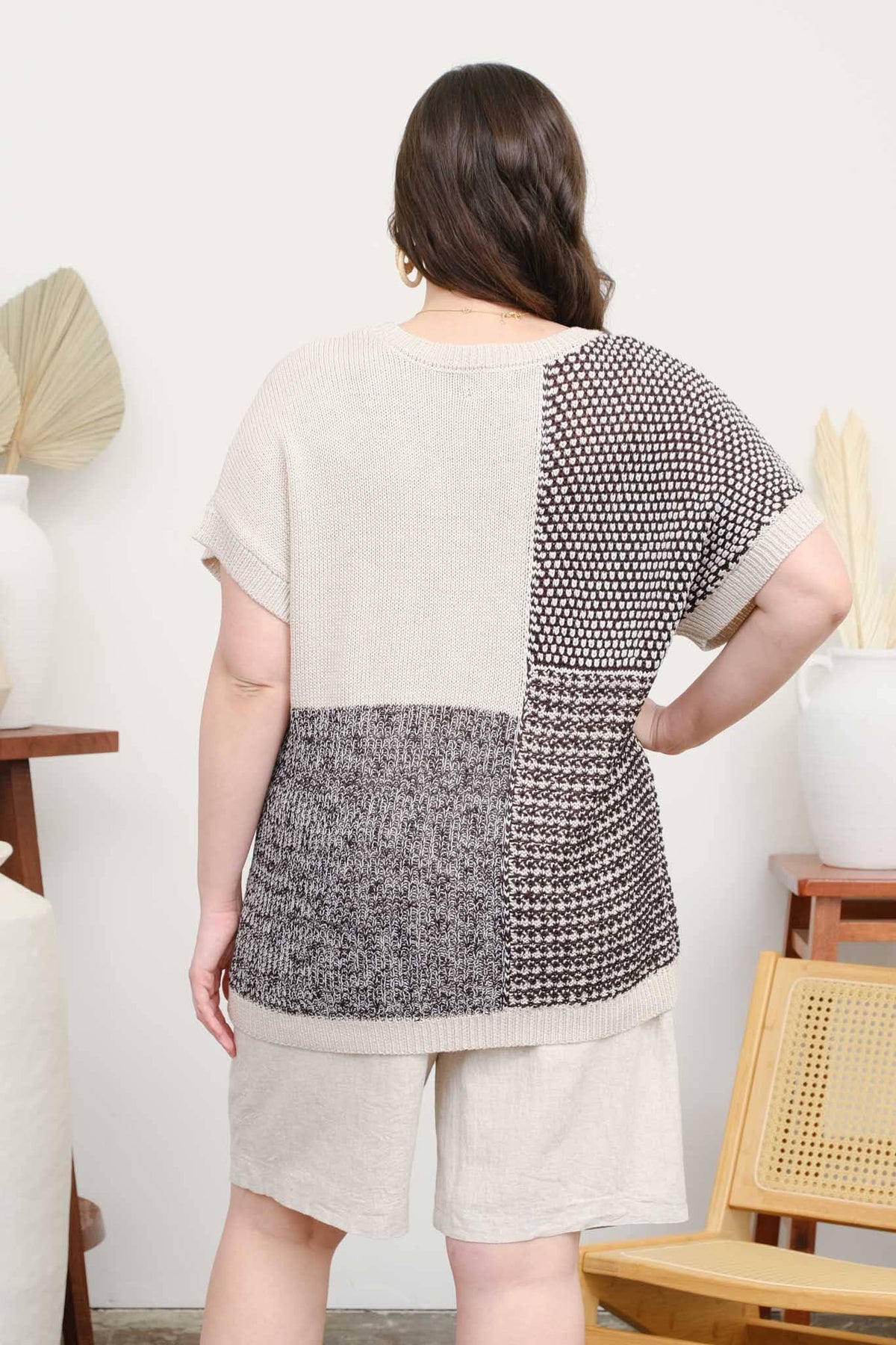 PLUS MULTI PATTERN COLORBLOCK SHORT SLEEVE SWEATER: BLACK MULTI
