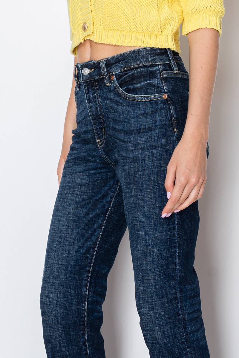 TUMMY CONTROL HIGH RISE STRETCH STRAIGHT W/ SINGLE CUFF JEAN