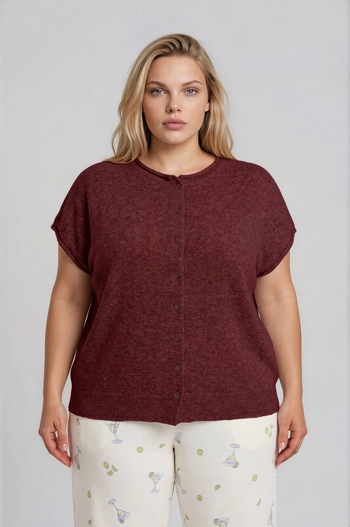 PLUS RAW EDGE SLEEVELESS LIGHTWEIGHT CARDIGAN: BURGUNDY