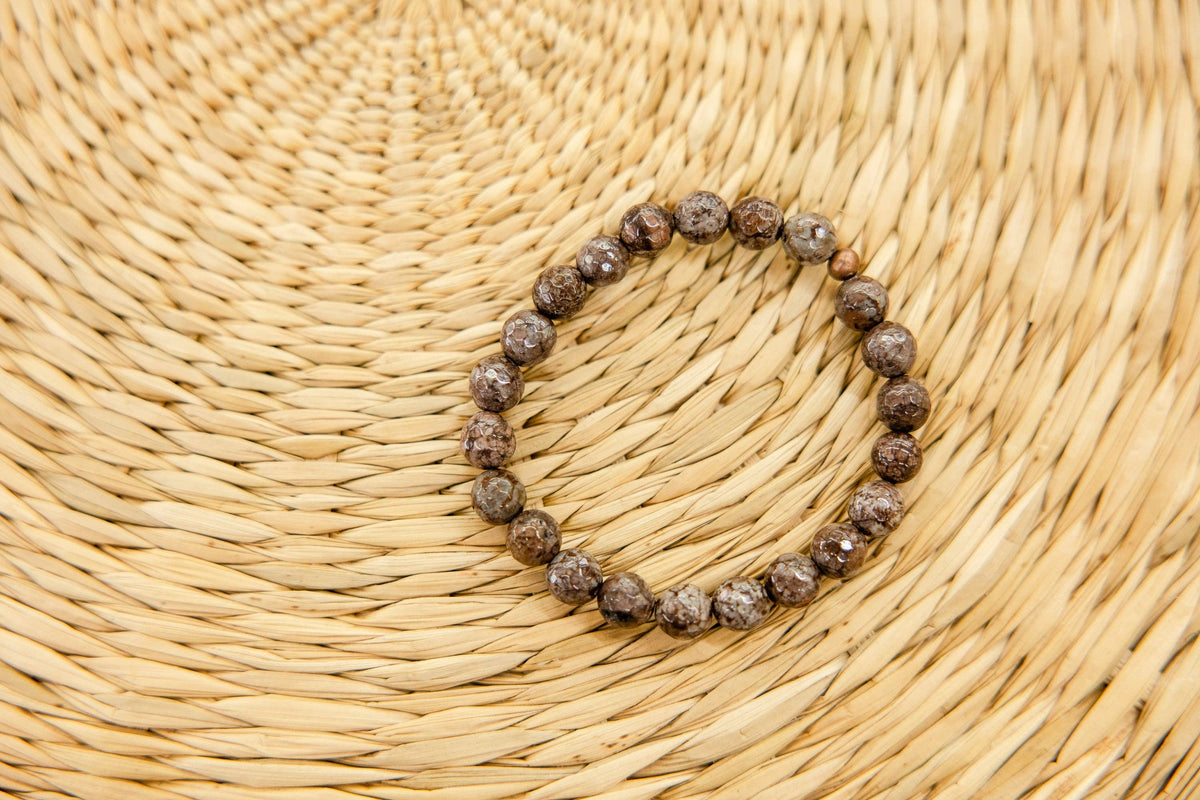 Abundance Bracelet-Mocha: Mocha