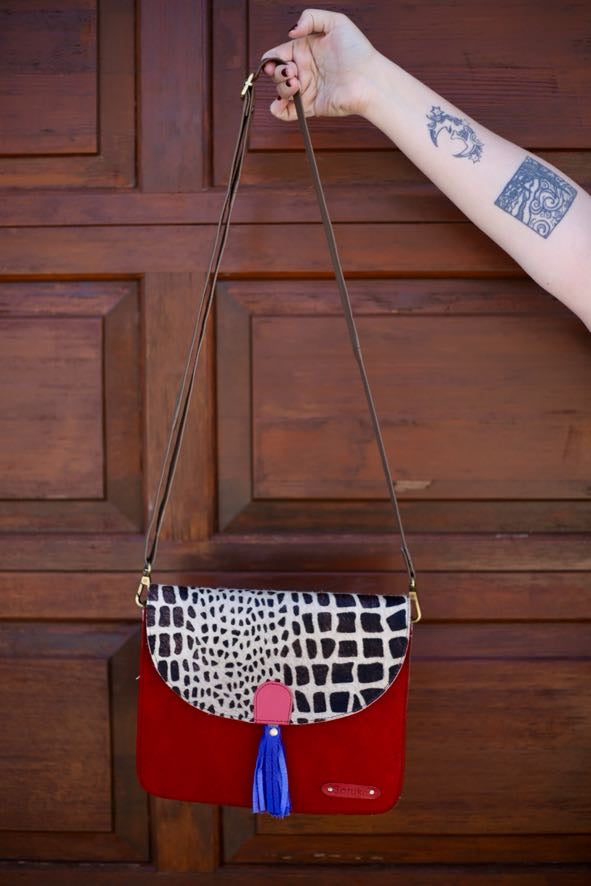 Olivia · Crossbody Bag